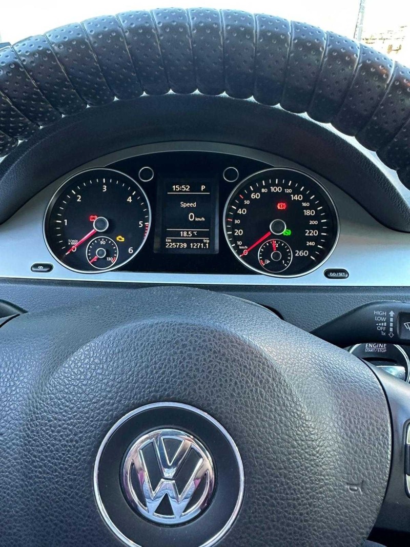 VW Passat, снимка 5 - Автомобили и джипове - 46370991