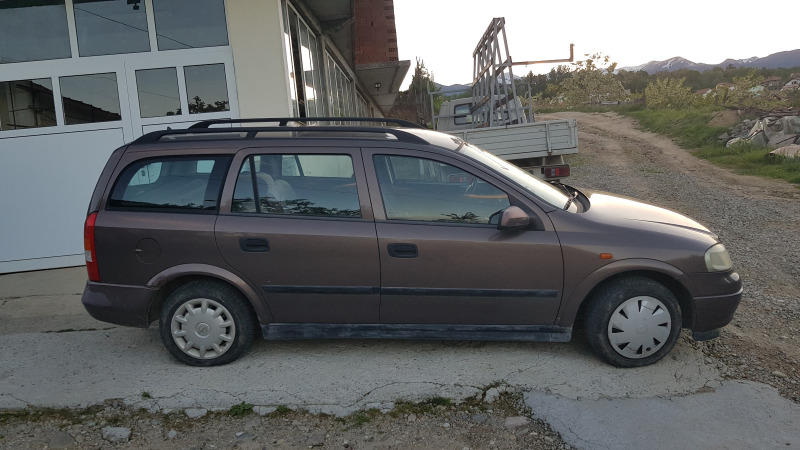 Opel Astra, снимка 2 - Автомобили и джипове - 46293529