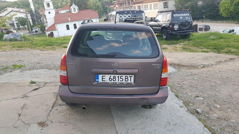 Opel Astra, снимка 3 - Автомобили и джипове - 46293529