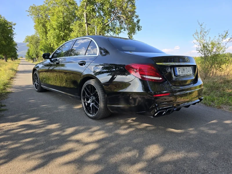 Mercedes-Benz E 220 9G Style 63 Amg, снимка 6 - Автомобили и джипове - 47174290