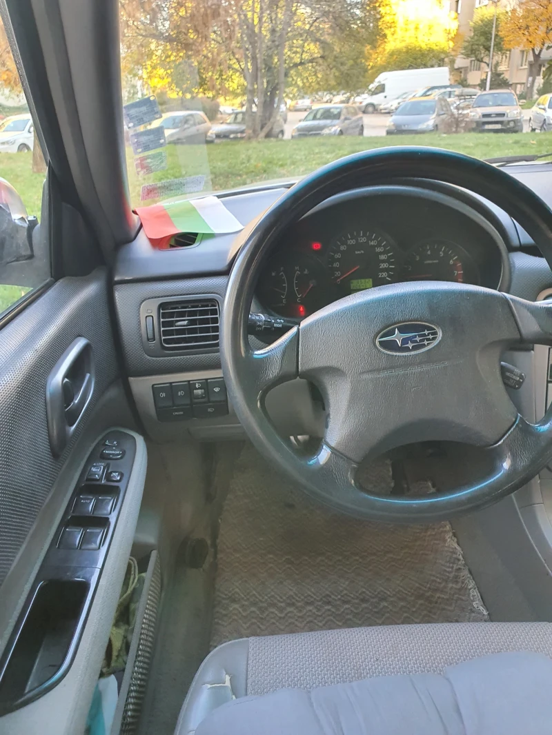 Subaru Forester, снимка 8 - Автомобили и джипове - 47978167