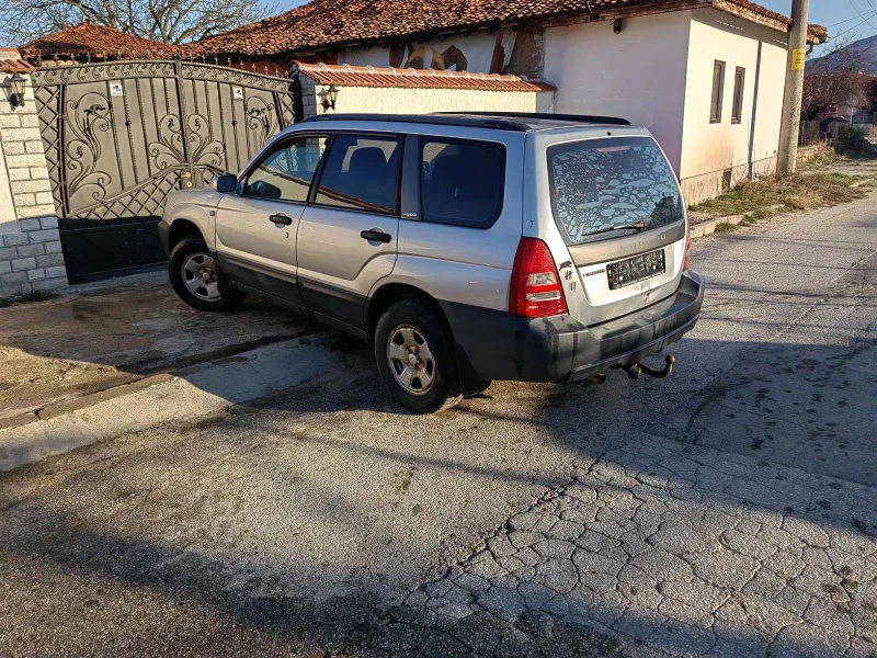 Subaru Forester 2.0/125к.с/4х4/бавни, снимка 6 - Автомобили и джипове - 49247677