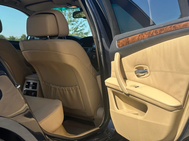 BMW 525 На задно предаване , снимка 10 - Автомобили и джипове - 52118287