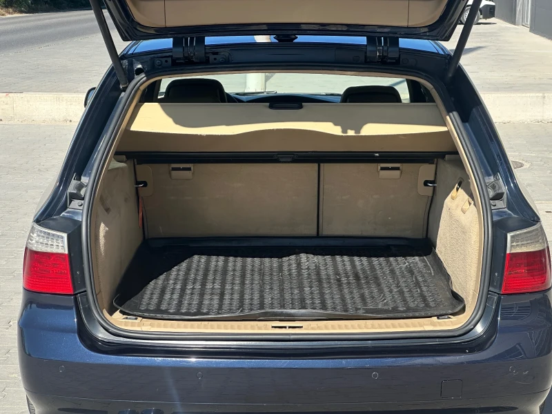 BMW 525 На задно предаване , снимка 12 - Автомобили и джипове - 52118287