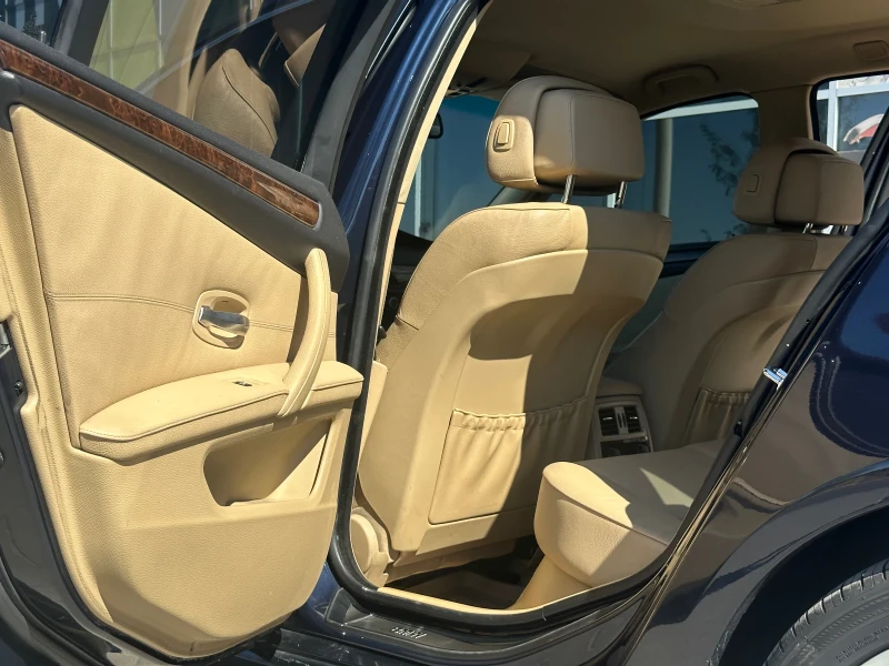 BMW 525 На задно предаване , снимка 9 - Автомобили и джипове - 52118287