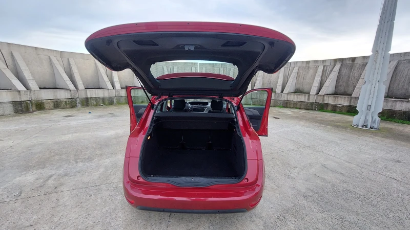 Citroen C4 Picasso 1.6HDi Intensive 115к.с., снимка 6 - Автомобили и джипове - 52392689