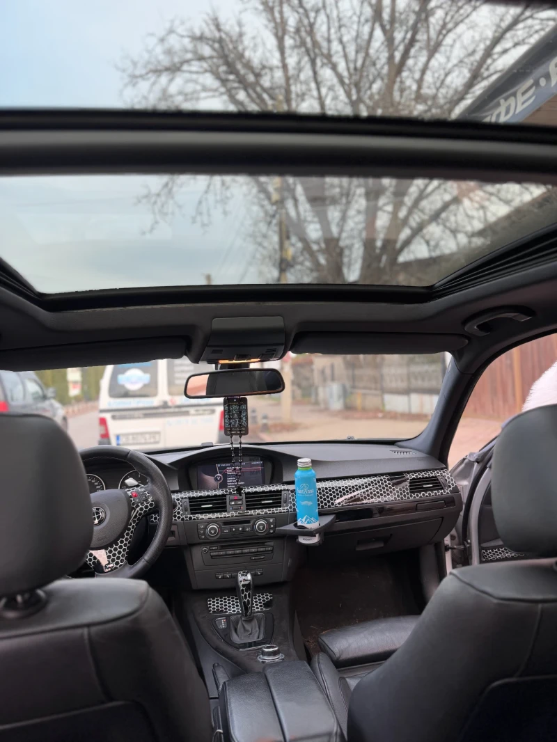 BMW 330 Facelift 231к.с., снимка 10 - Автомобили и джипове - 52630309