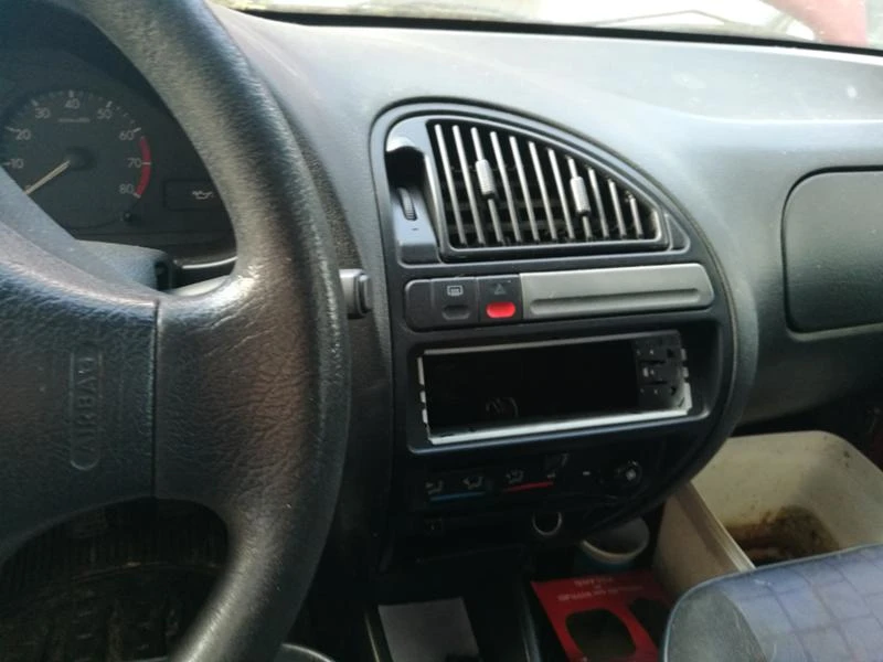 Citroen Saxo, снимка 7 - Автомобили и джипове - 48653901