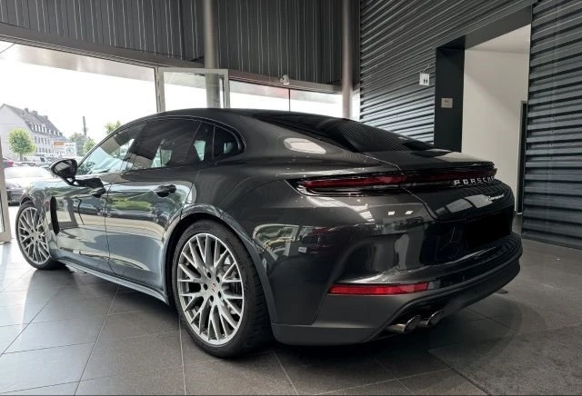 Porsche Panamera 4/ FACELIFT/ SPORT CHRONO/ BOSE/ HEAD UP/ PANO/ 21, снимка 4 - Автомобили и джипове - 47445954