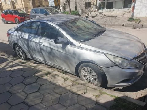 Hyundai Sonata Газ, снимка 1 - Автомобили и джипове - 49435383