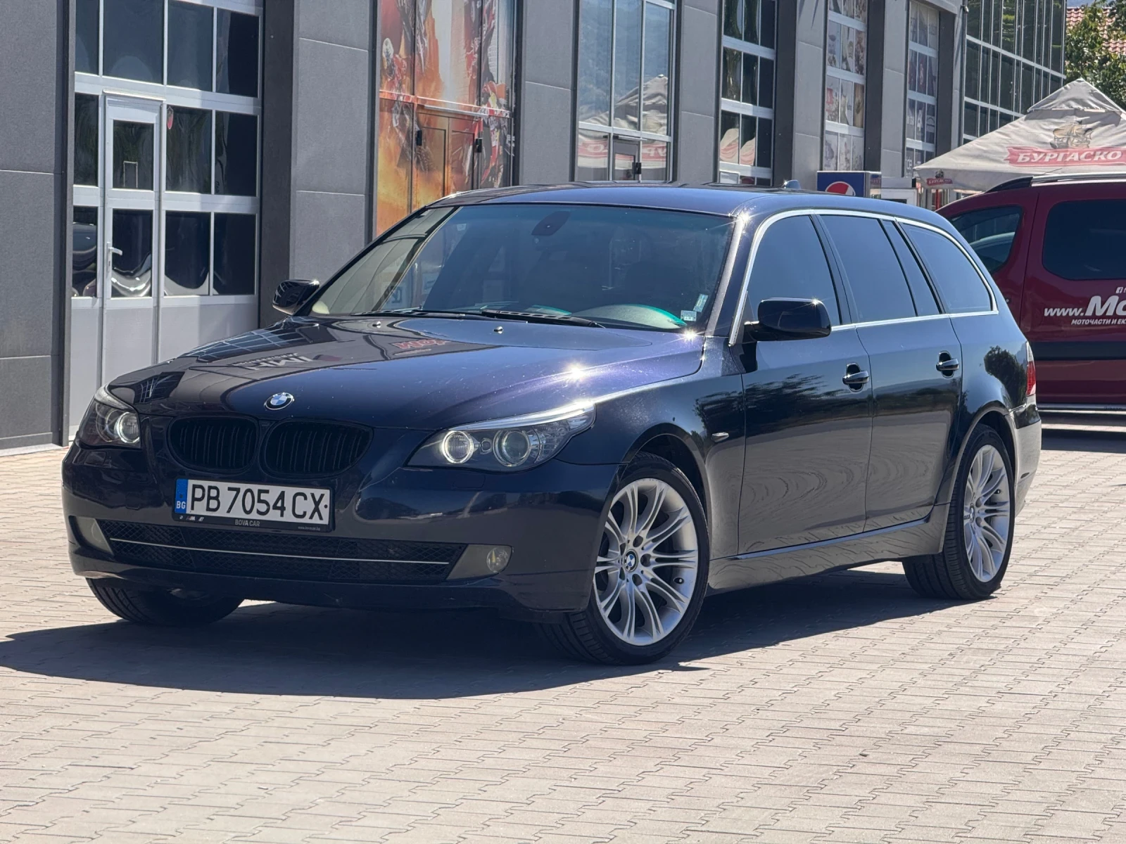 BMW 525 На задно предаване , снимка 1