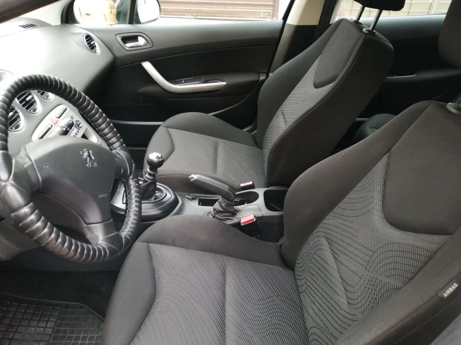 Peugeot 308  - изображение 9