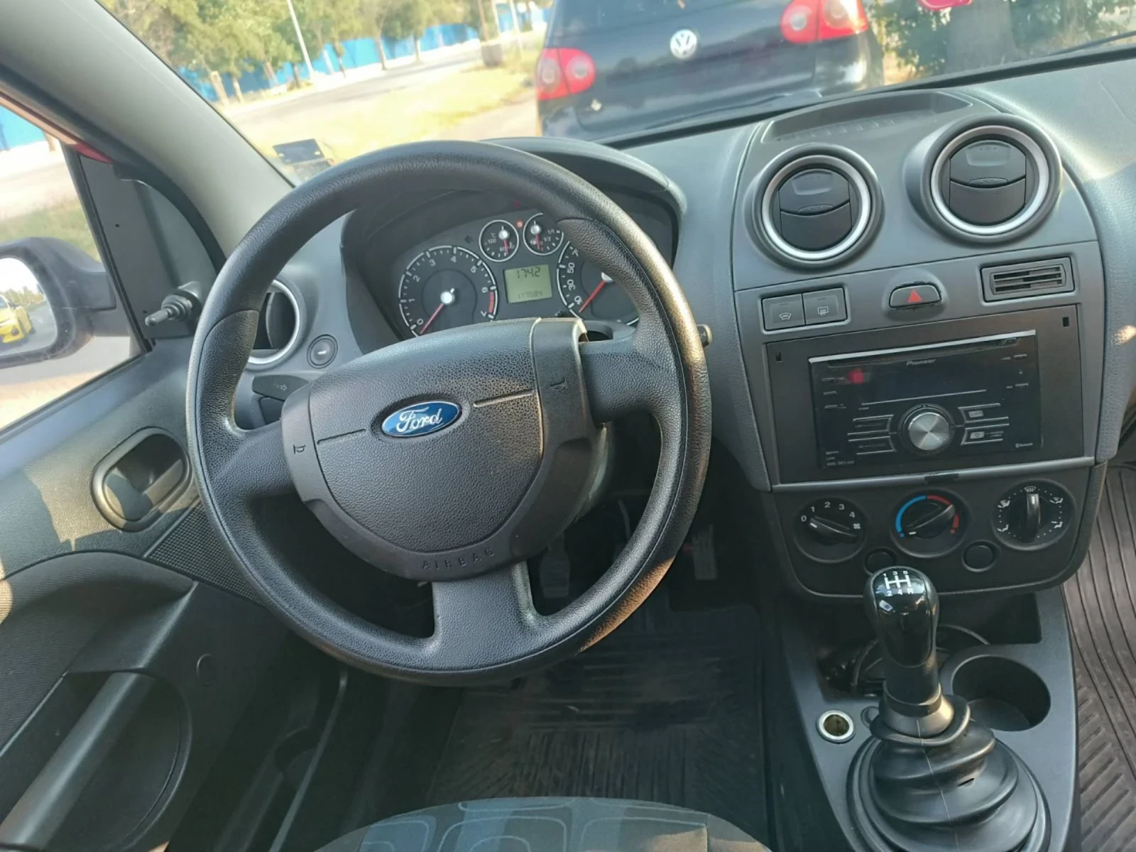 Ford Fiesta  - изображение 10