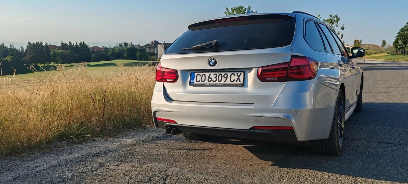BMW 320  M Sport Shadow Edition XDrive - изображение 6