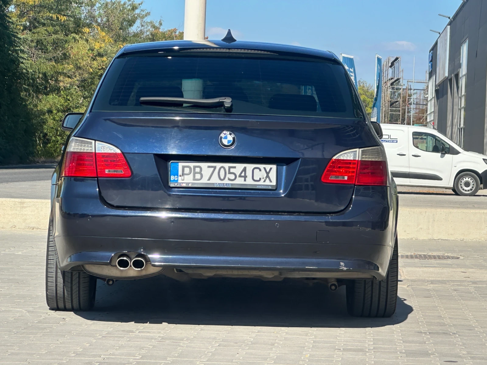 BMW 525 На задно предаване  - изображение 6
