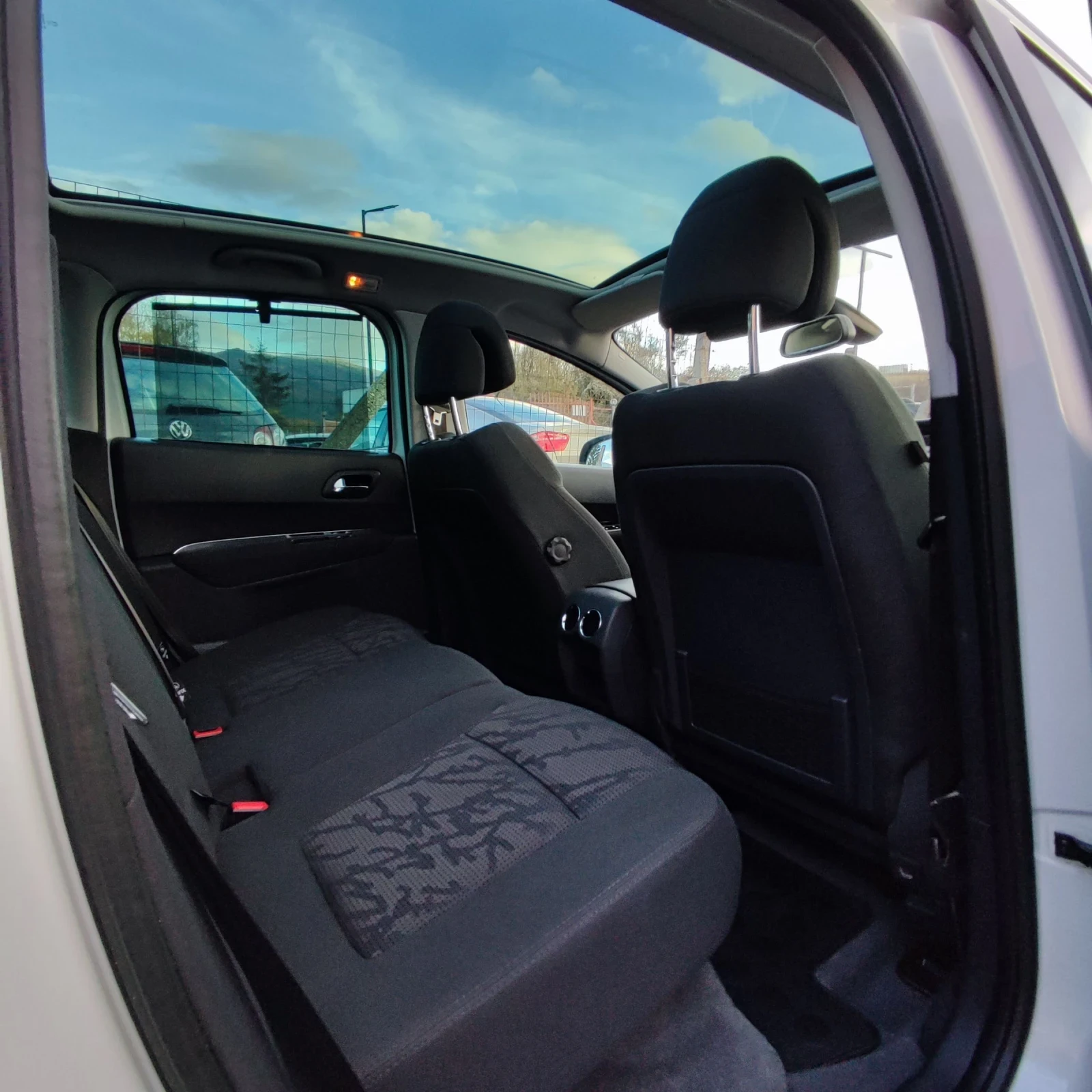 Peugeot 3008 1.6* EHDI* AVTOMATIK* NAVI* PANORAMA* PERLA* KSENO | Mobile.bg   12