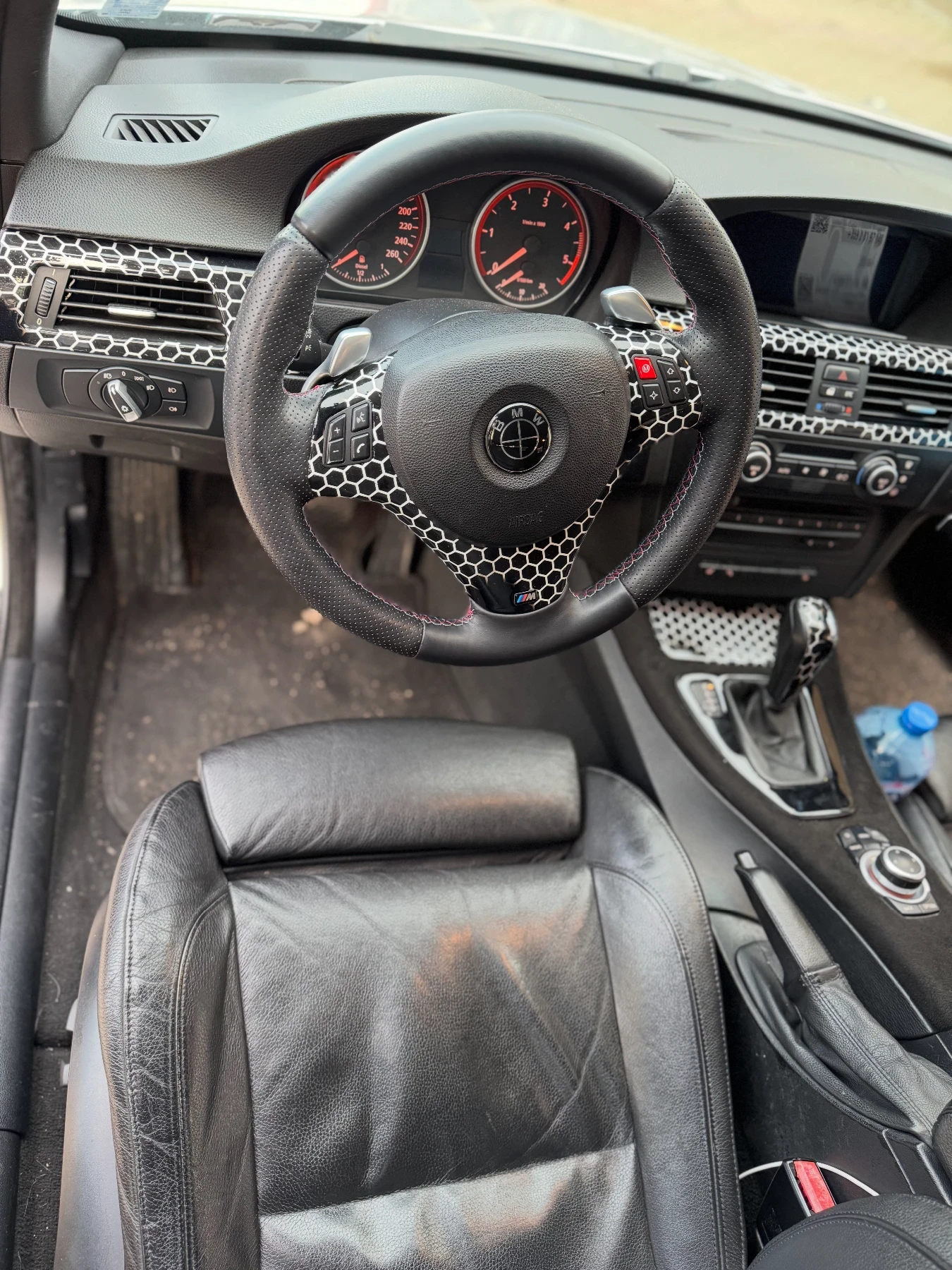 BMW 330 Facelift 231к.с. - изображение 8