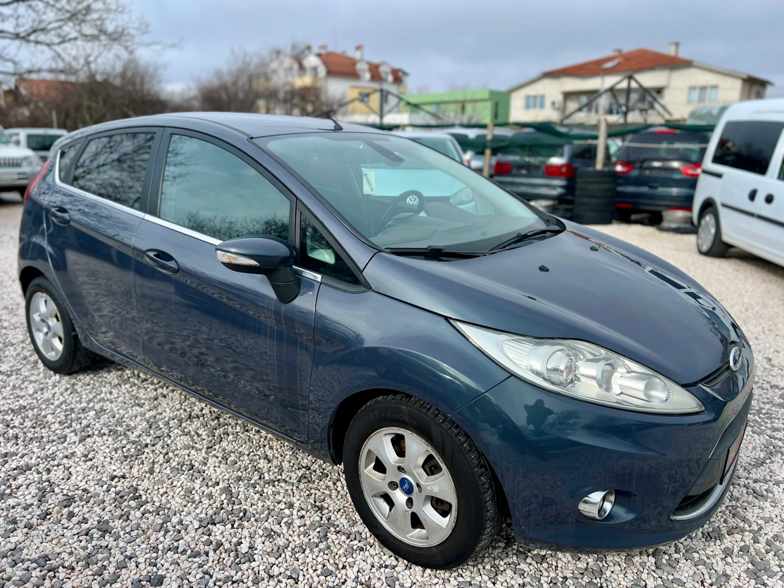 Ford Fiesta TITANIUM - изображение 8