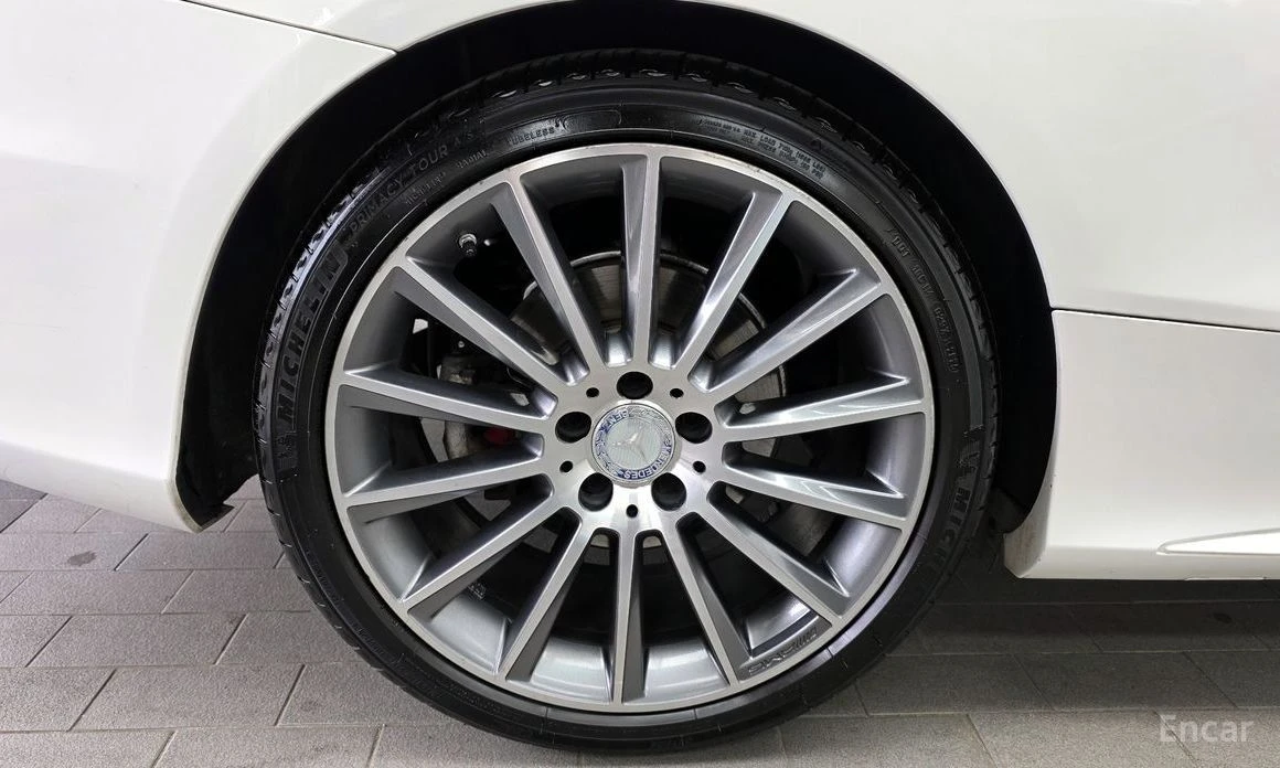 Mercedes-Benz C 200, снимка 5 - Автомобили и джипове - 54606156