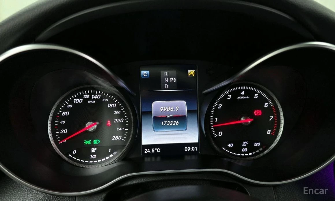 Mercedes-Benz C 200, снимка 8 - Автомобили и джипове - 54606156
