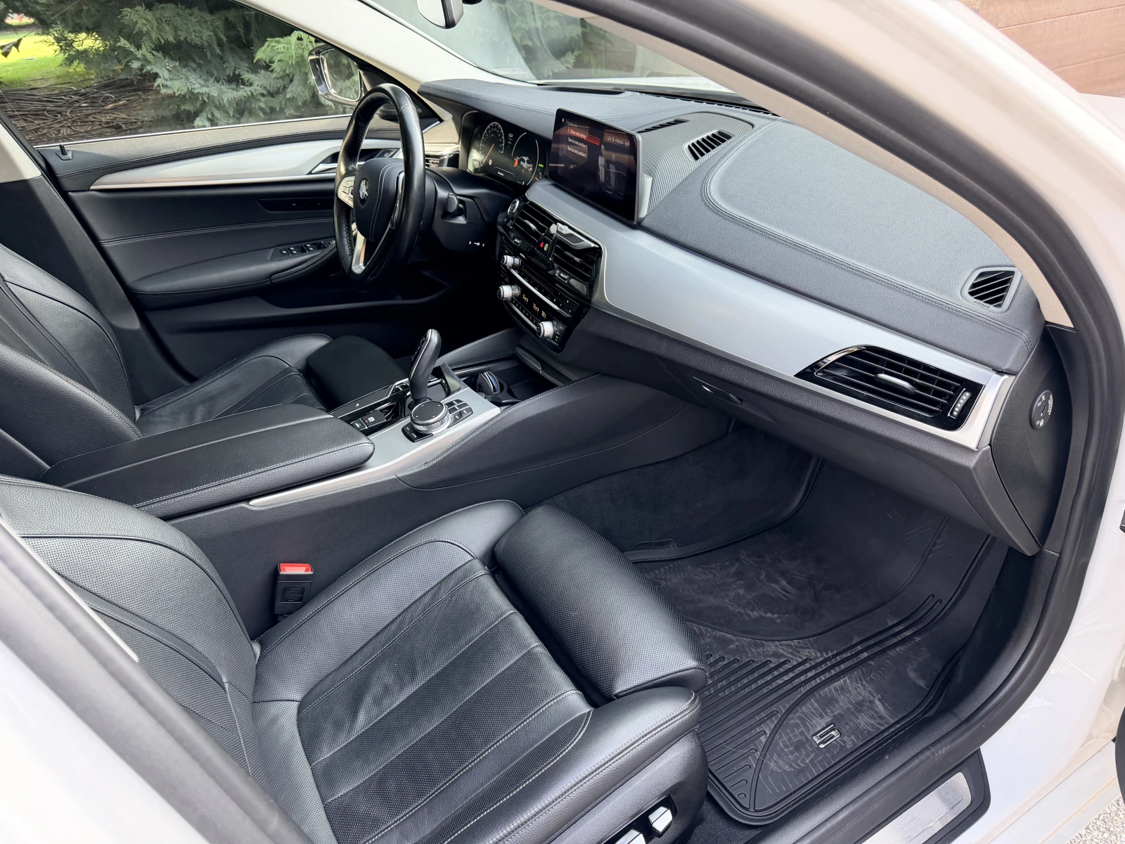 BMW 530, снимка 8 - Автомобили и джипове - 54664147