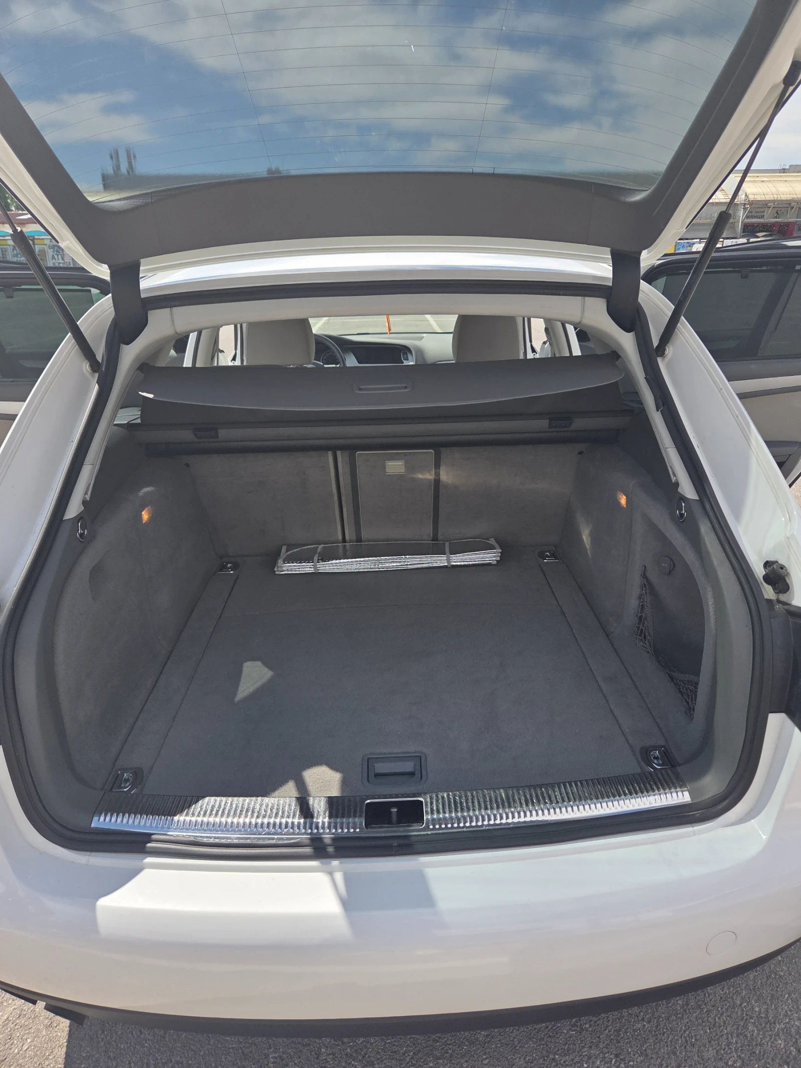 Audi A4 2.000, снимка 14 - Автомобили и джипове - 54734675