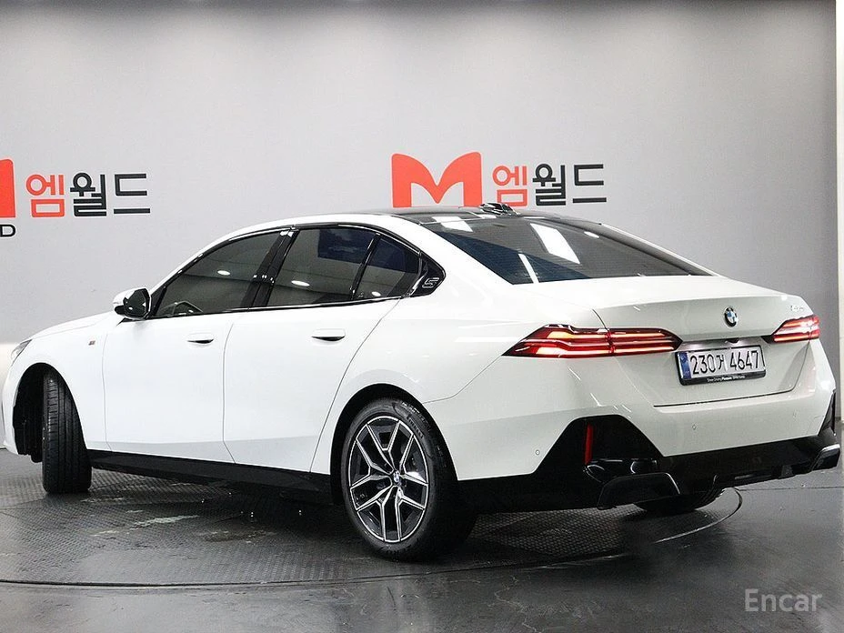 BMW 520, снимка 4 - Автомобили и джипове - 54811297