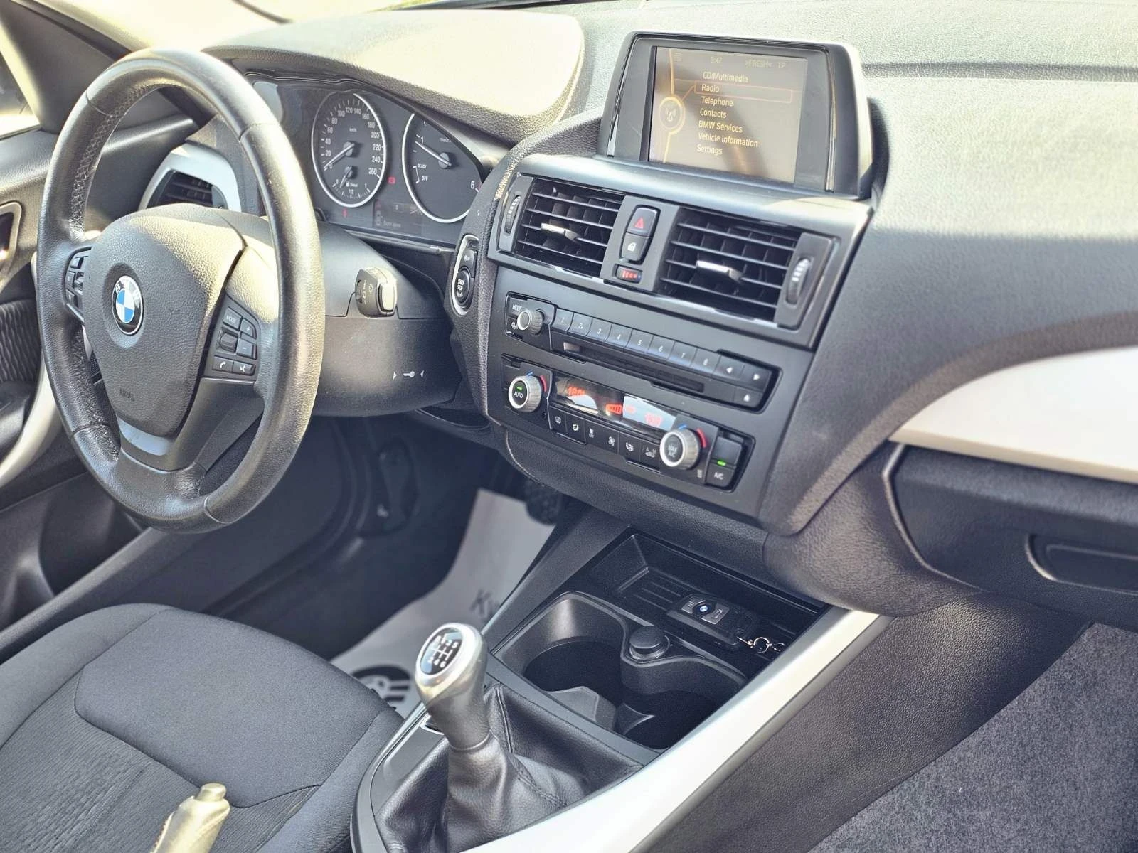 BMW 120 XDriive , снимка 11 - Автомобили и джипове - 55742093