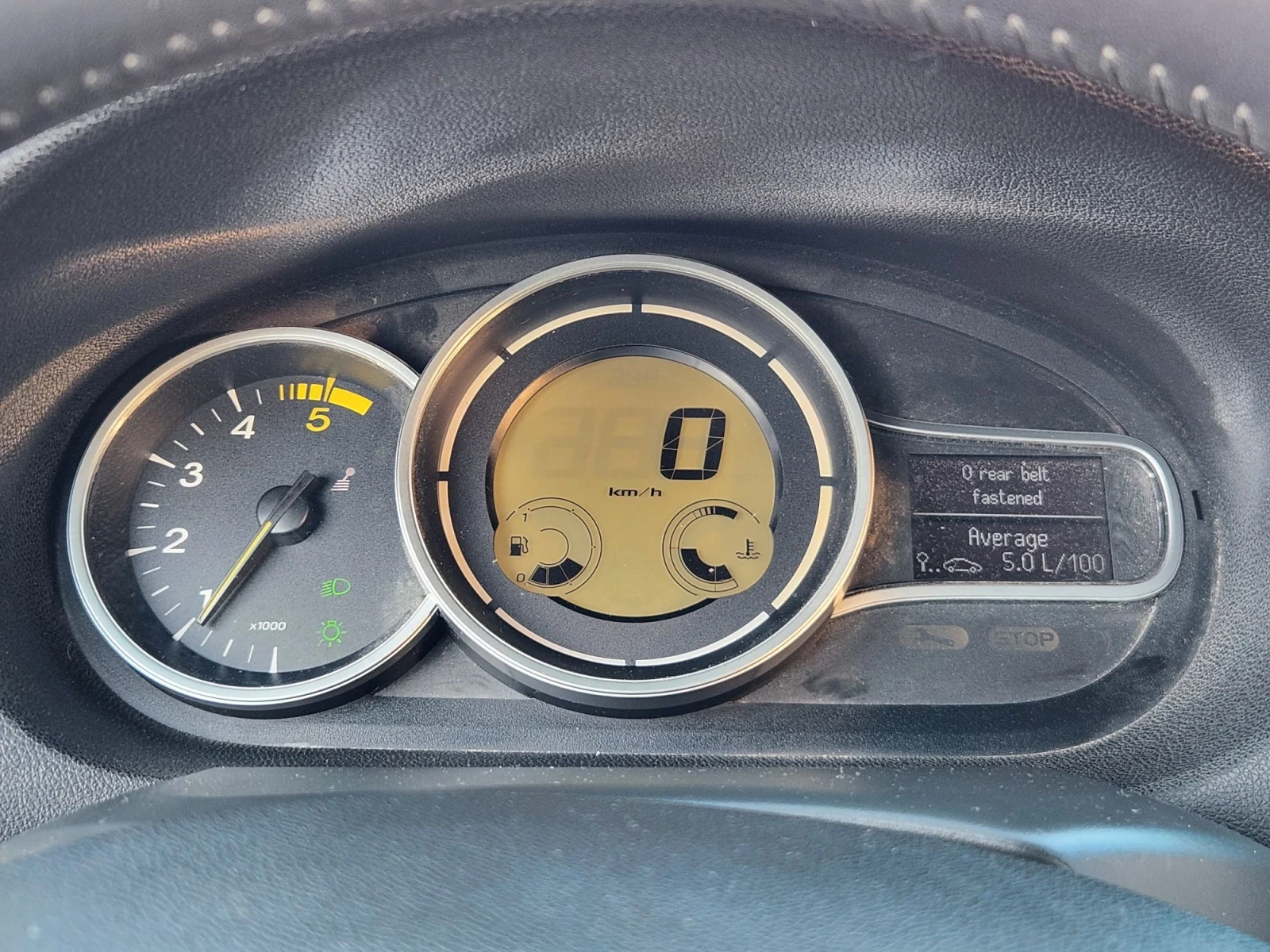 Renault Megane 1.5dci 110hp, снимка 16 - Автомобили и джипове - 56530751