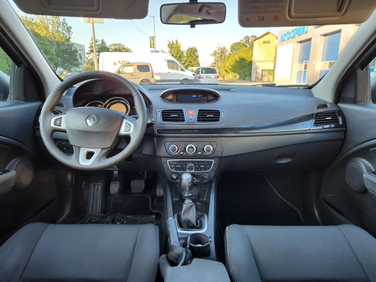 Renault Megane 1.5dci 110hp, снимка 13 - Автомобили и джипове - 56530751