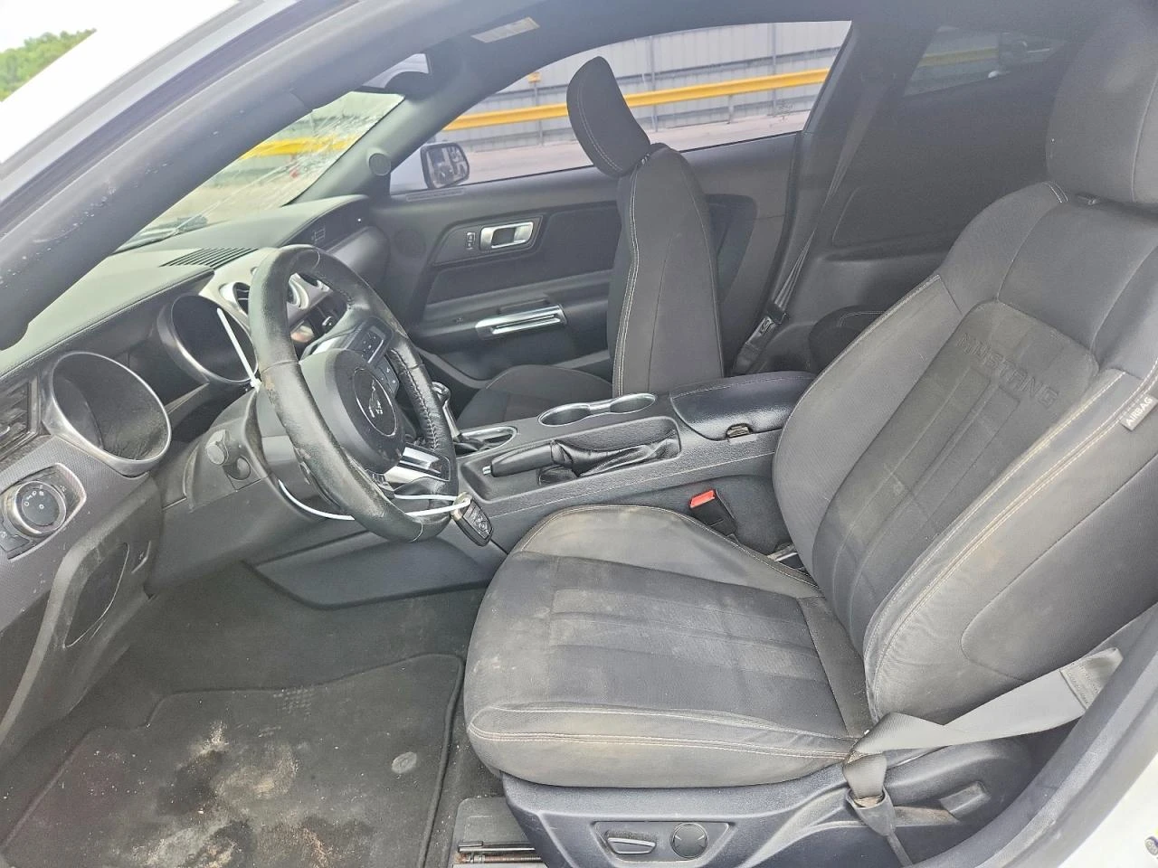 Ford Mustang 2.3l, снимка 7 - Автомобили и джипове - 55944912