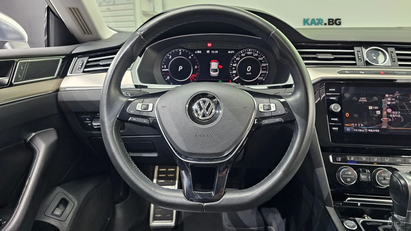 VW Arteon 2.0 TDI* PREMIUM* КОЖА* ПАНО* ОБДУХВ* ПАНО* , снимка 13 - Автомобили и джипове - 56061596