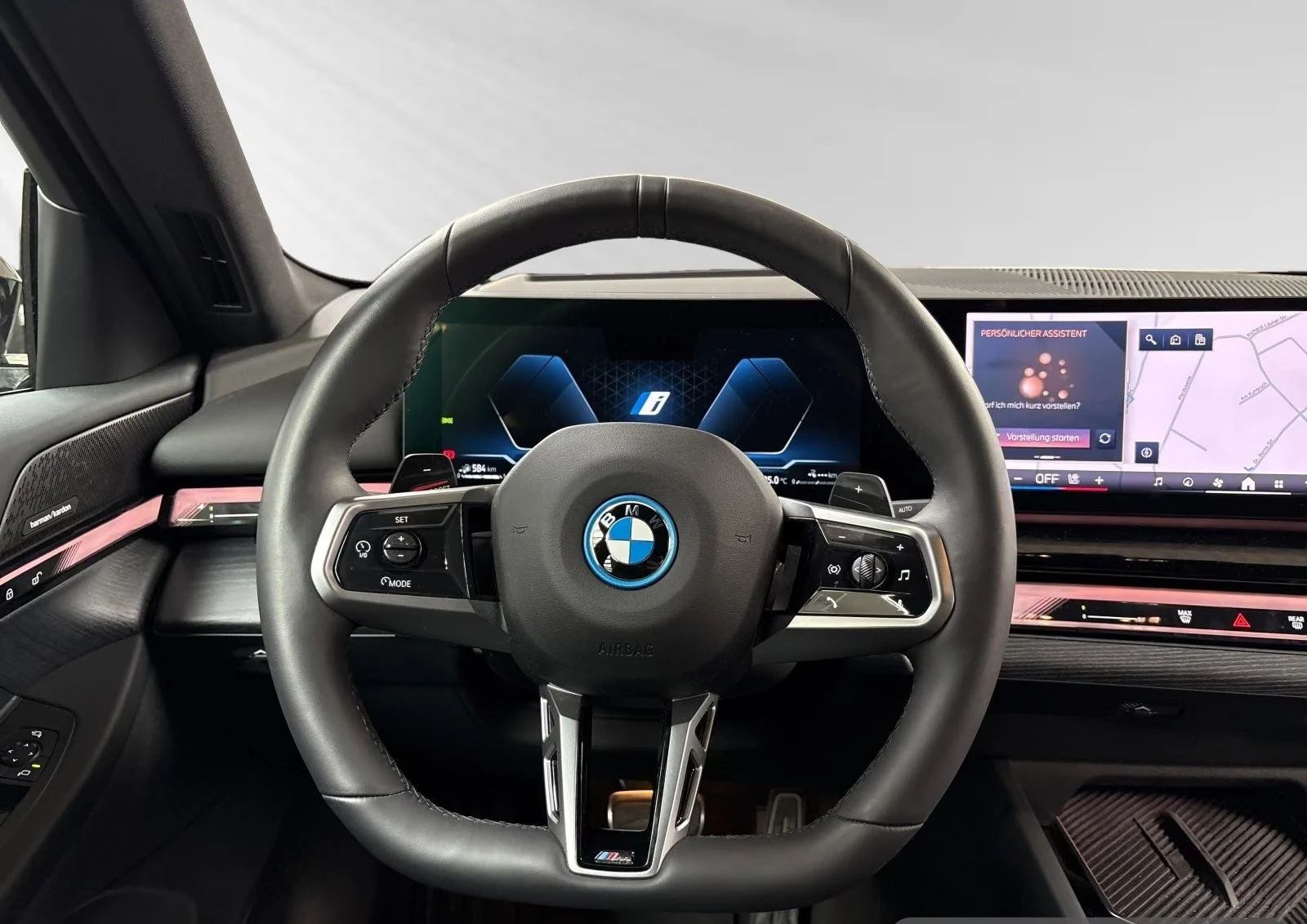 BMW 550 e/xDrive/489HP/M-SPORT/HUD/H&K/360/MEMO/699q, снимка 7 - Автомобили и джипове - 56226458