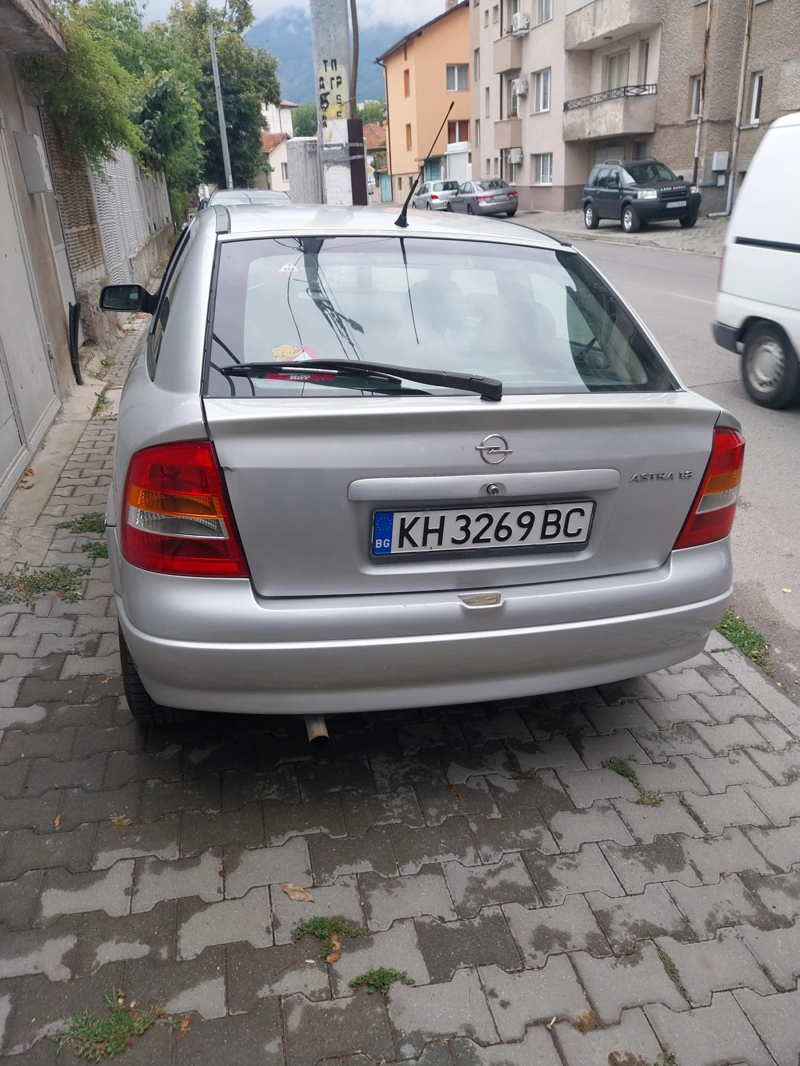 Opel Astra 1.8i, снимка 4 - Автомобили и джипове - 56234130