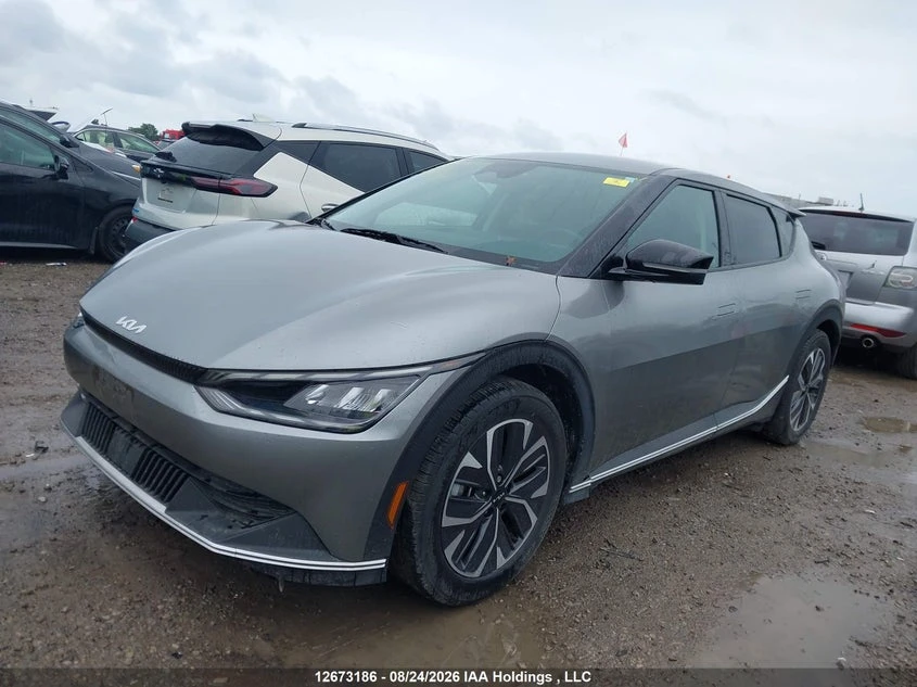 Kia EV6 Wind RWD, снимка 2 - Автомобили и джипове - 56443643