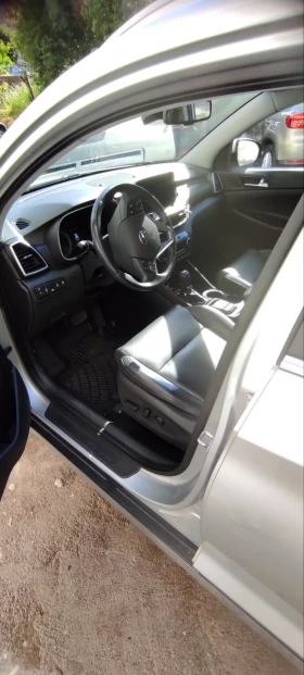 Hyundai Tucson 2.0 TDI Дизел Хибрид, снимка 4
