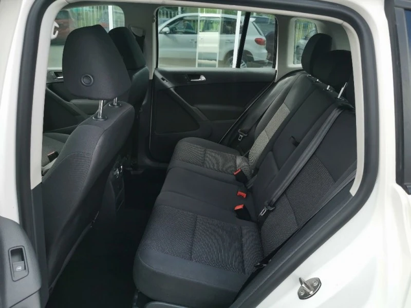 VW Tiguan 2.0TSI 4-motion DSG, снимка 10 - Автомобили и джипове - 40788485