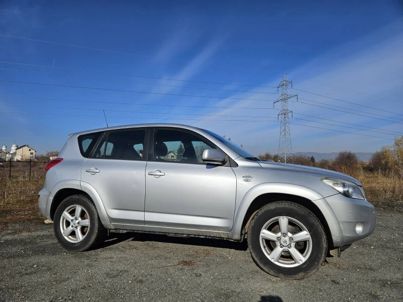 Toyota Rav4 D-CAT 4x4, снимка 7 - Автомобили и джипове - 48625146