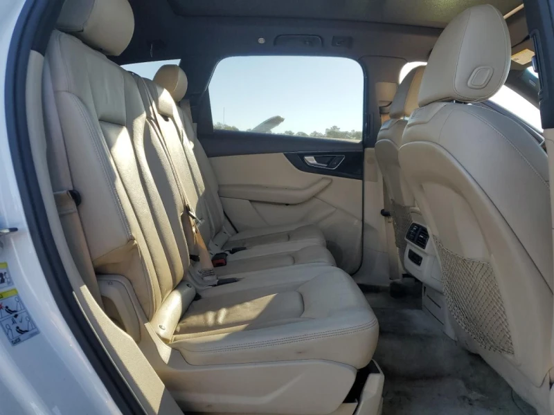Audi Q7, снимка 11 - Автомобили и джипове - 52738497