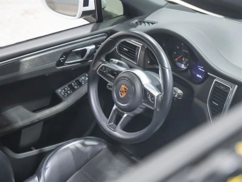 Porsche Macan * GTS * CARFAX * БЕЗ ПЪРВОНАЧАЛНА ВНОСКА, снимка 15 - Автомобили и джипове - 52923776