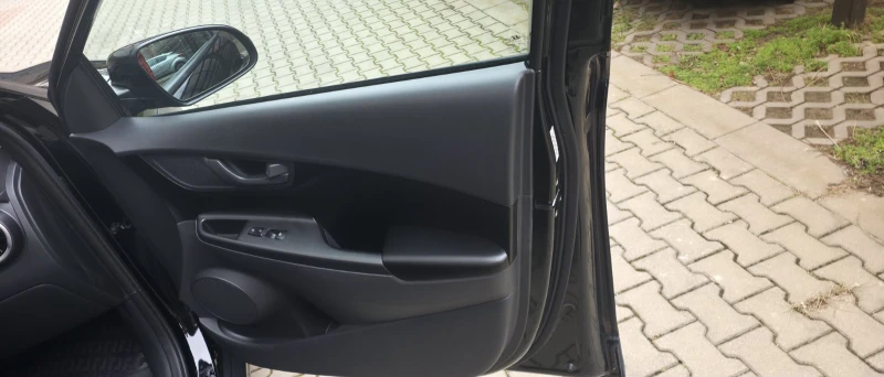 Hyundai Kona SEL AWD, снимка 7 - Автомобили и джипове - 53484310