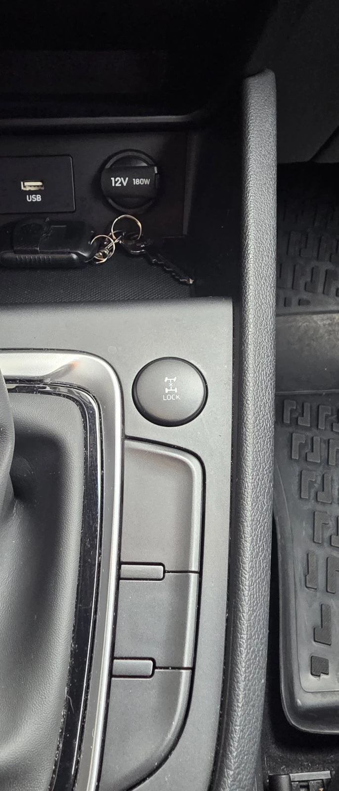 Hyundai Kona SEL AWD, снимка 12 - Автомобили и джипове - 53484310