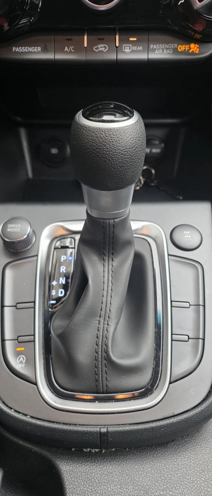 Hyundai Kona SEL AWD, снимка 13 - Автомобили и джипове - 53484310