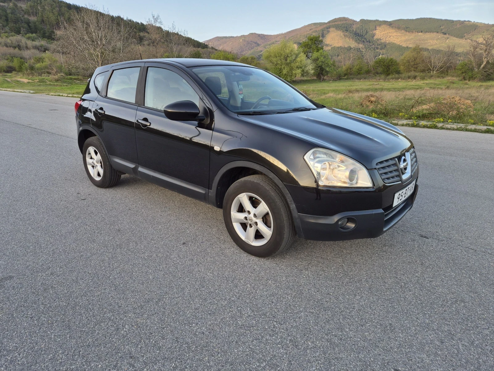 Nissan Qashqai 1.6i - изображение 3