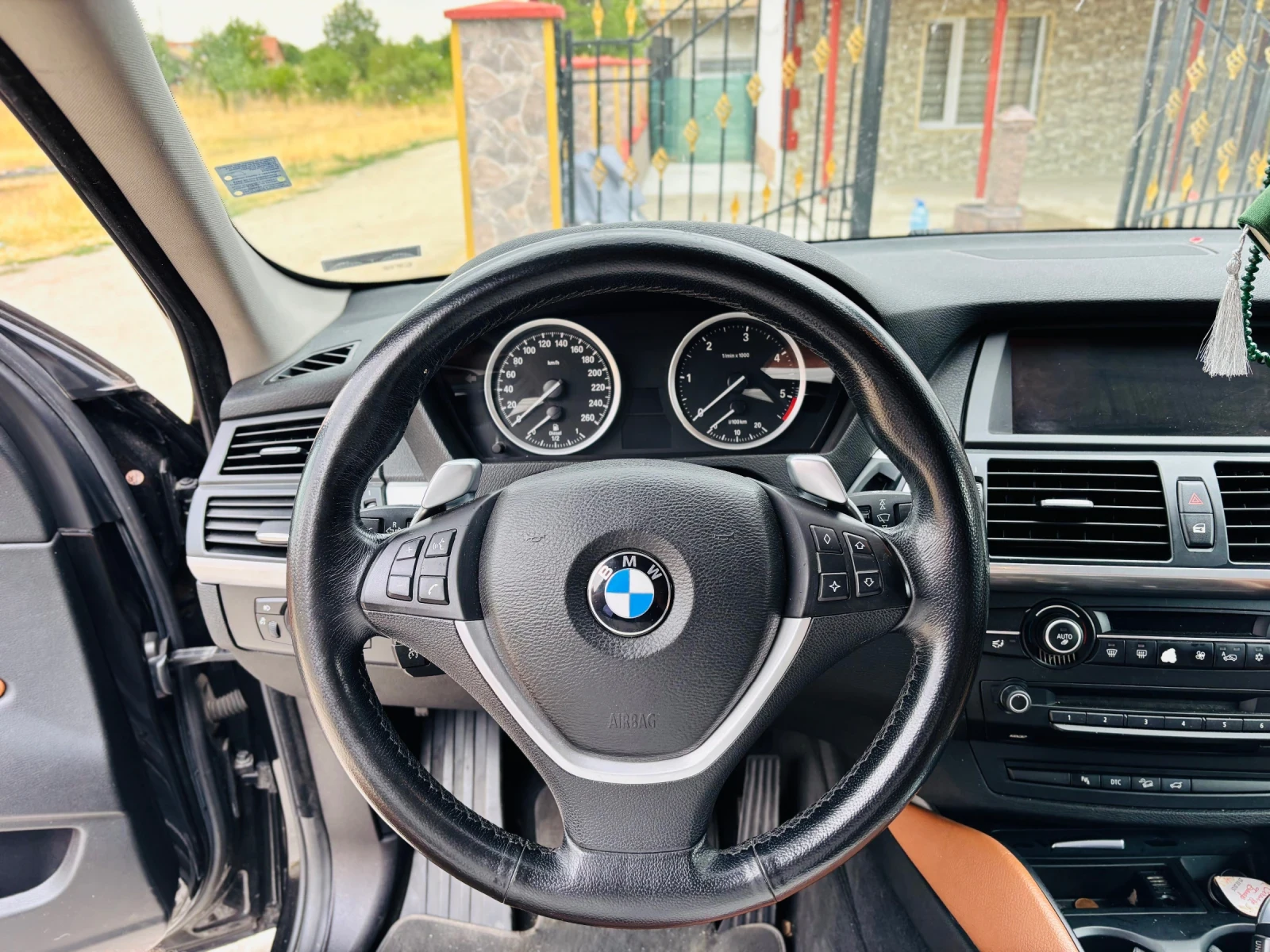BMW X6  - изображение 7
