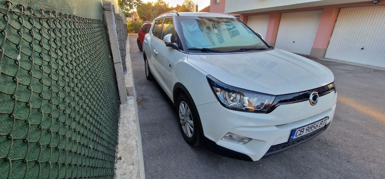 SsangYong Tivoli 1.6 e-xdi | Mobile.bg   12