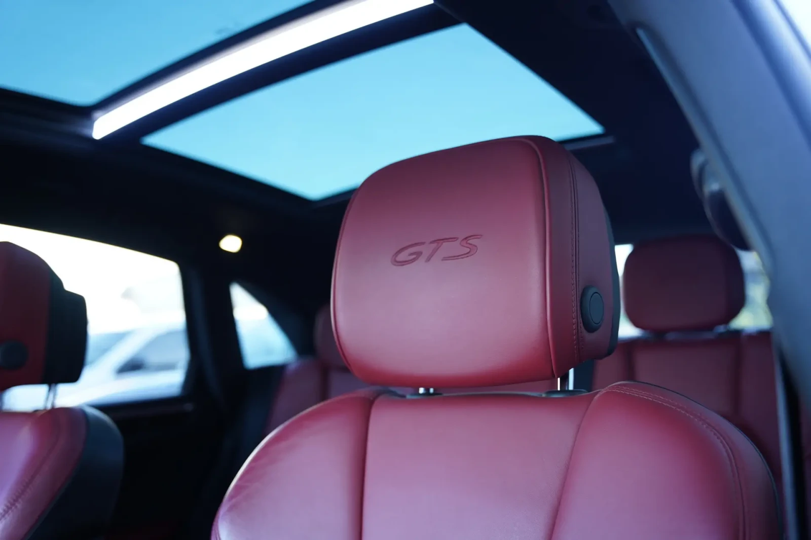 Porsche Macan GTS* RED INSIDE* PANOROOF* 360CAMERA* BOSE*  | Mobile.bg   16