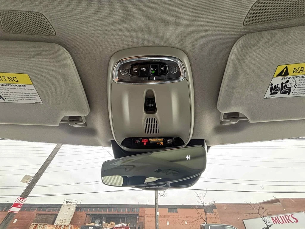 Volvo Xc90 * T6 Momentum * CARFAX * БЕЗ ПЪРВОНАЧАЛНА ВНОСКА - изображение 10