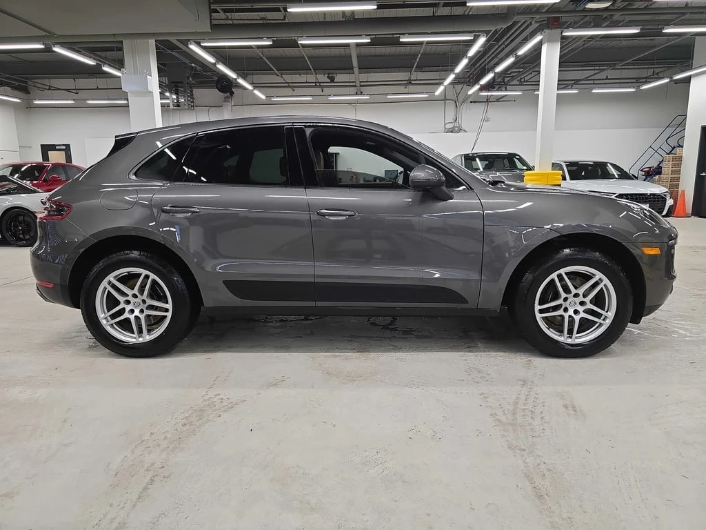 Porsche Macan * AWD * CARFAX * ЦЕНА ДО БГ - изображение 3