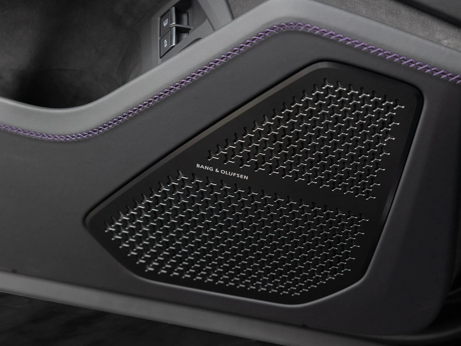 Lamborghini Urus SE/FACELIFT/PLUG-IN/CERAMIC/NERO NOCTIS/B&O/TV/ - изображение 9